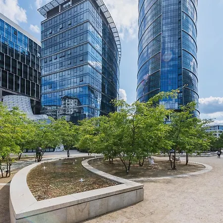 Wronia Oxygen P&o * Varsovie