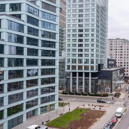 Wronia Oxygen P&o * Varsovie