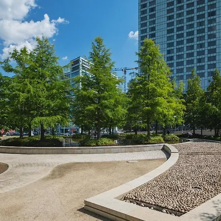 Wronia Oxygen P&o 公寓 *